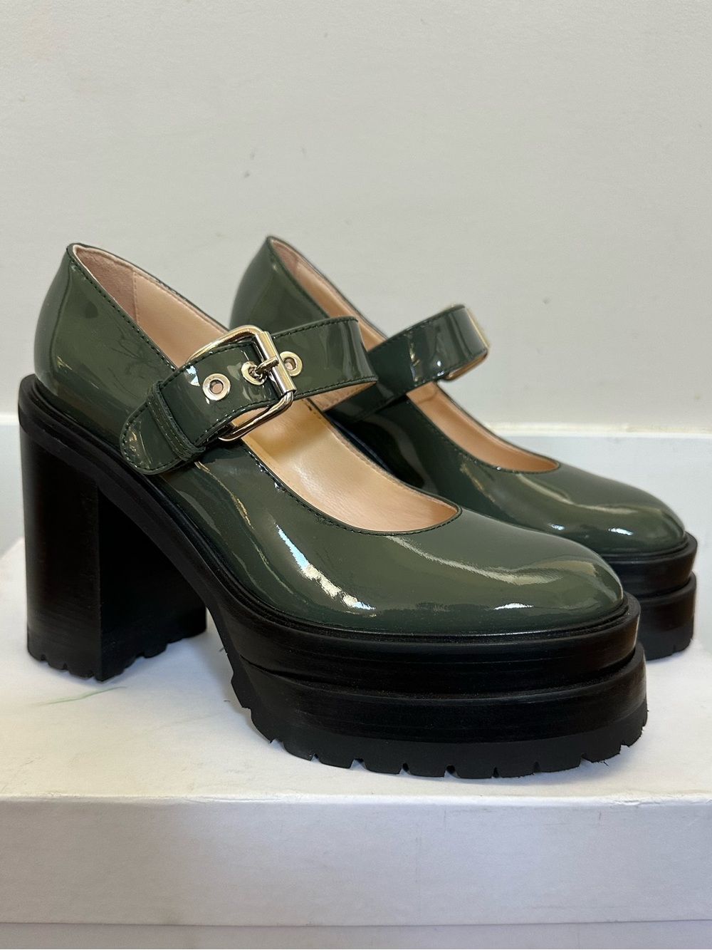 AGL Patent Mary Jane Platform Heels Olive Green EU 36 Women 6 MSRP $730